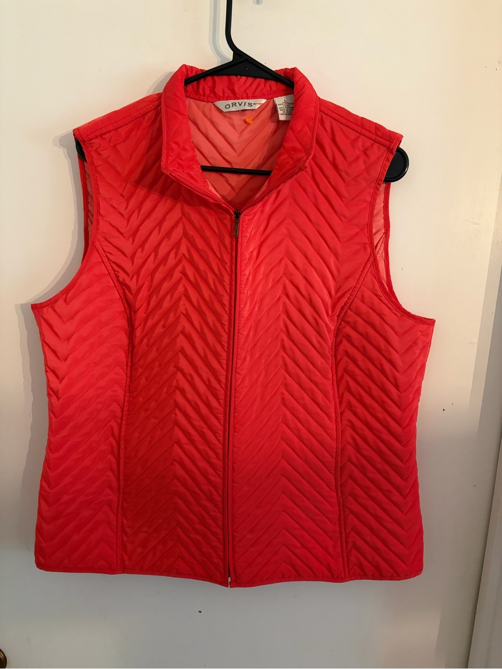 Orvis Women’s Bright Red Quilted Puffer Jacket